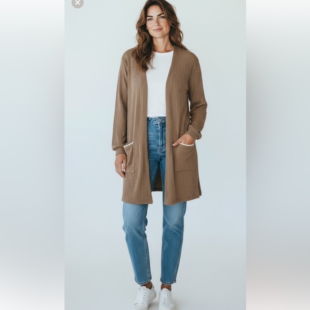 Blu Pepper Cozy Life Brown Lounge Cardigan
Sweater Size 1X NWT